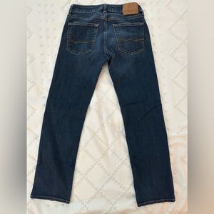 Men’s American Eagle straight extreme flex jeans 29W 31L.hardly worn!